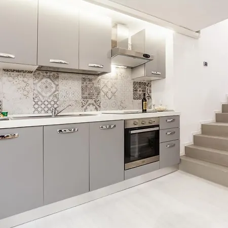 Guesthost - Valmare Apulian * Bari