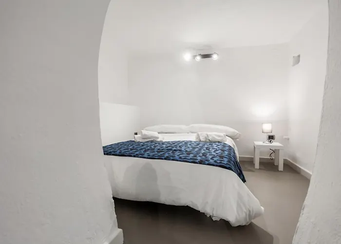 Guesthost - Valmare Apulian